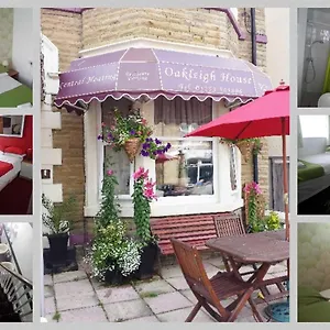 Oakleigh House *** Blackpool